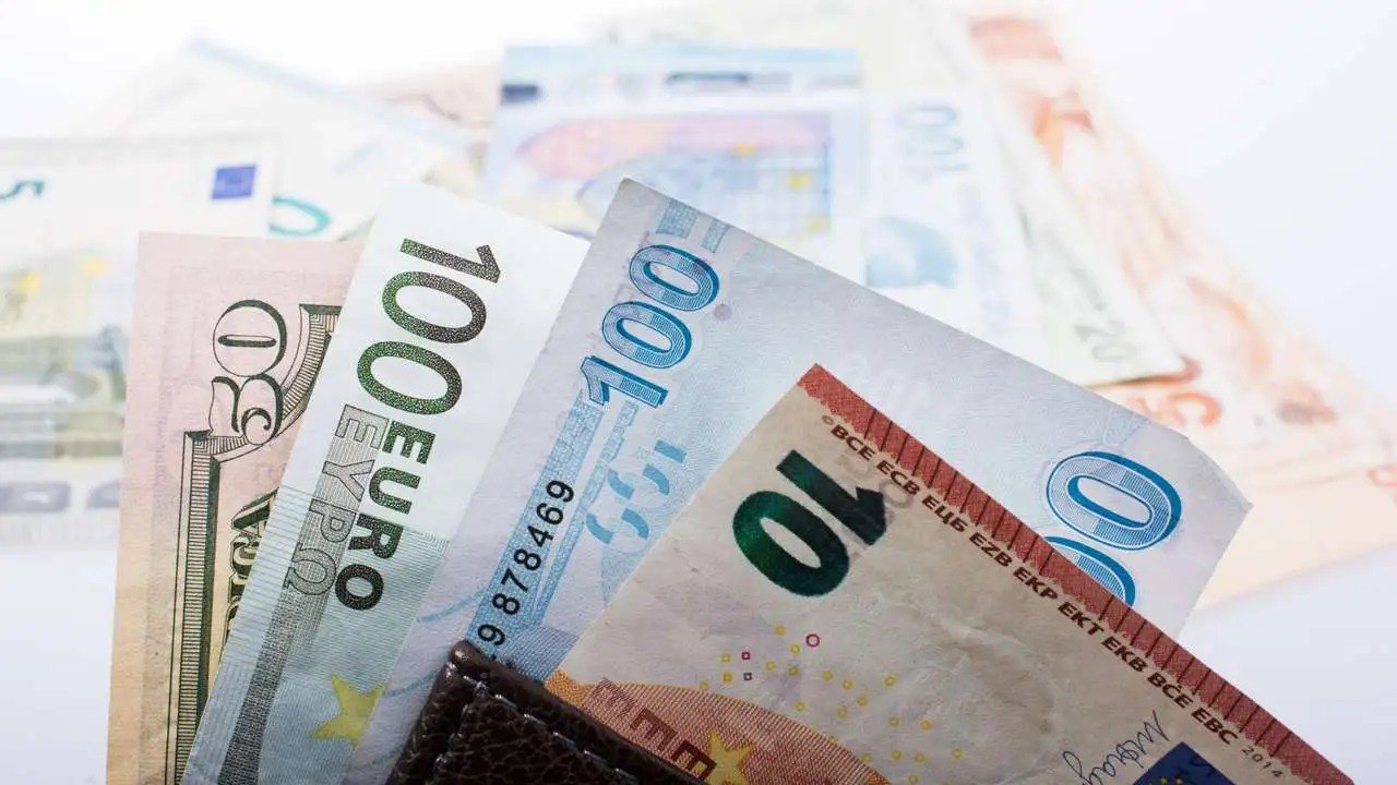 Döviz mevduatında 1.5 milyar dolarlık düşüş haberi
