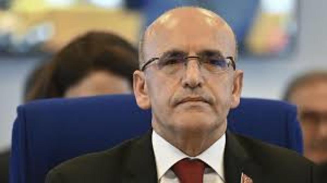 Ekrem İmamoğlu’ndan bakan Mehmet Şimşek’e sert sözler: “Bu lekeden kurtulamayacaksınız”