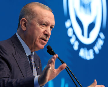 Erdoğan: LGBT sapkınlığı zorbalığa ve faşizme dönüştü