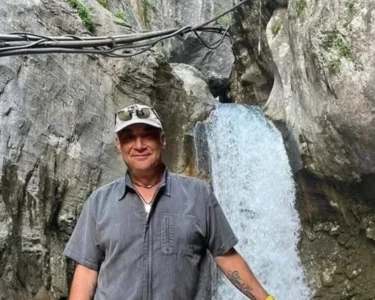 Eski Yeşilçam oyuncusu sosyal medyadan tanıştığı kadın tarafından bıçaklandı: Hastaneye kaldırılan oyuncu hayatını kaybetti