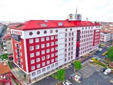 Eski bakanın 'Yenidoğan çetesi' soruşturmasında kapatılan hastanesi satılıyor haberi