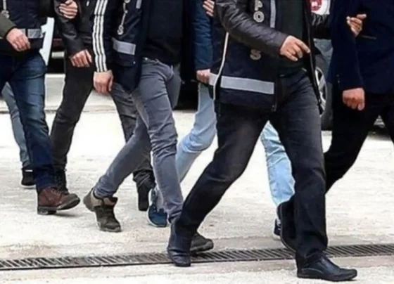 FETÖ’ye bir darbe daha! Ankara’da eş zamanlı FETÖ operasyonu: 33 şüpheli gözaltına alındı