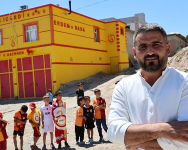 Fanatik taraftar evinin dış cephesine Icardi'nin ardından Osimhen yazdırdı - Son Dakika Spor Haberleri