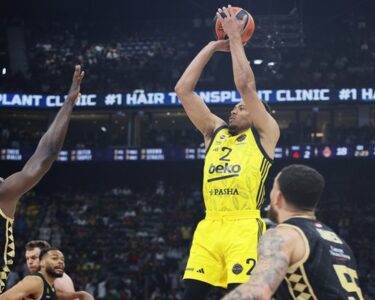 Fenerbahçe Beko, Abu Dabi'de tarih yazdı