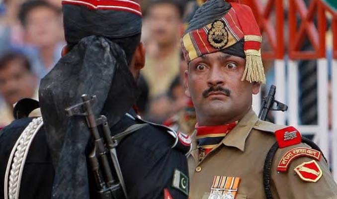 Hindistan’dan Pakistan’a füze saldırısı haberi