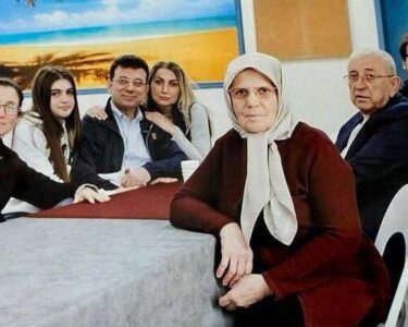 İmamoğlu cezaevinden ilk kareyi paylaştı haberi