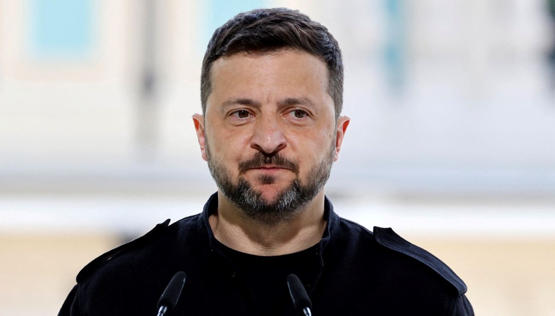 İngiliz gazetesinden Zelenski yorumu: “Siyasi poker mi, Rus ruleti mi?” – Son Dakika Dünya Haberleri