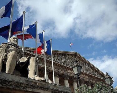 Paris'ten misilleme! Fransa ile Cezayir arasında diplomatik kriz derinleşiyor