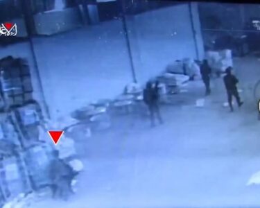 Kassam Tugayları, İsrail birliğine kurulan pusunun görüntülerini yayınladı - Son Dakika Dünya Haberleri