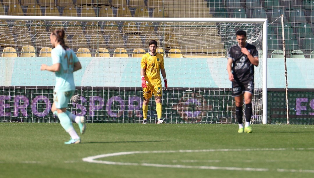Kocaelispor, kaleci Batuhan Şen’in opsiyonunu kullanmadı – Son Dakika Spor Haberleri