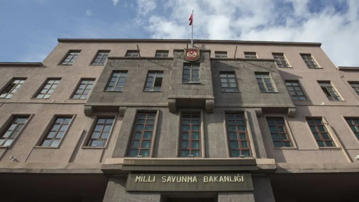 MSB’den güvenlik korucularına ilişkin açıklama: Terörle mücadelenin gerçek kahramanlarındandır