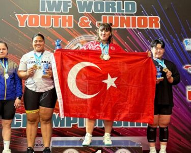 Milli halterci Fatmagül Çevik, dünya şampiyonu oldu - Son Dakika Spor Haberleri