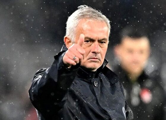 Mourinho'ya 50 milyon euroluk teklif