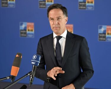 NATO Genel Sekreteri: Daha fazla harcama yapmazsak gerçekten başımız dertte - Son Dakika Dünya Haberleri