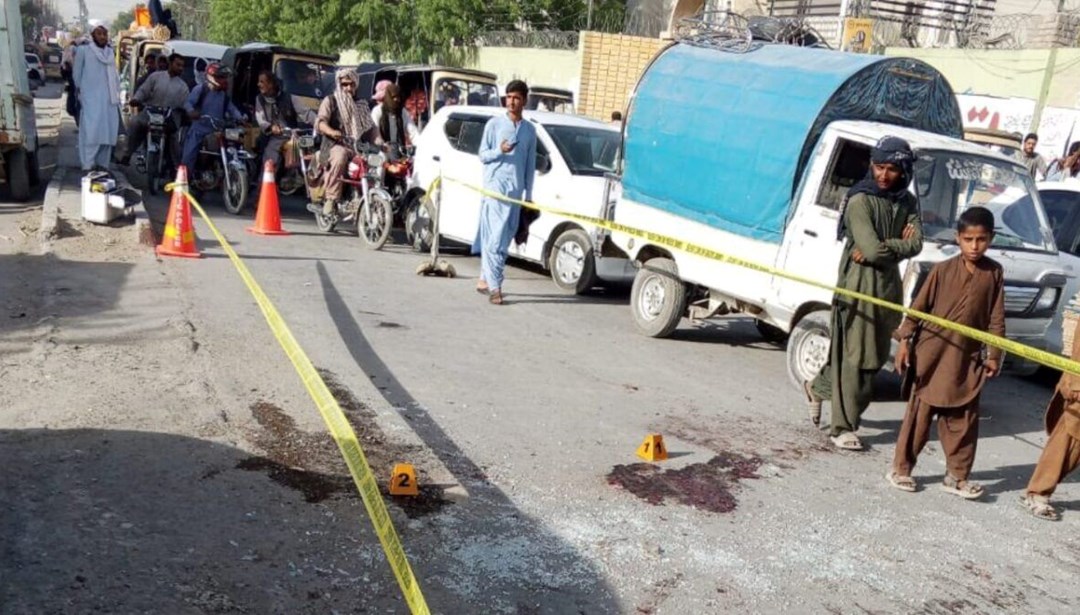 Pakistan’da mitinge bombalı saldırı – Son Dakika Dünya Haberleri