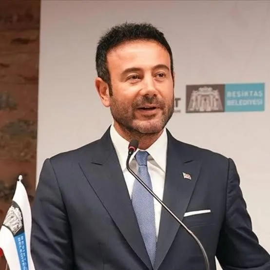 Rıza Akpolat ve Buğra Gökçe’den üç maymun ifadesi