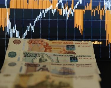 Rusya'nın acil durum parası yılbaşına kadar tükenebilir