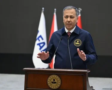 SON DAKİKA | Bakan Yerlikaya'dan 1 Mayıs açıklaması: 409 kişi gözaltında
