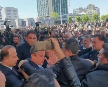 Saldırı sonrası Özgür Özel'den ilk açıklama: Kutuplaşmanın kimseye faydası yok