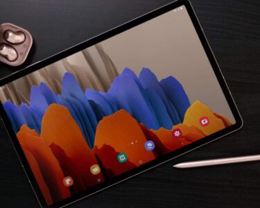 Galaxy Tab S8, Tab S8 Plus ve Tab S8 Ultra için One UI 7 güncellemesi yayında