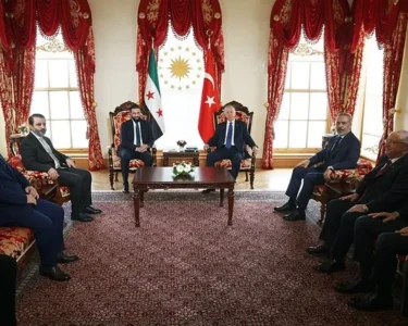Son dakika: Başkan Erdoğan Dolmabahçe'de Şara ile bir araya geldi: Türkiye Suriye'nin yanında duracak