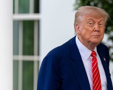 Trump: Dünya genelinde ilaç fiyatları artacak - Son Dakika Dünya Haberleri
