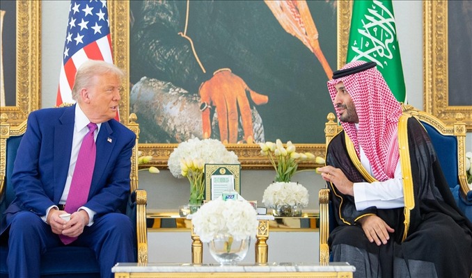 Trump: Suriye yaptırımlarını kaldıracağız haberi