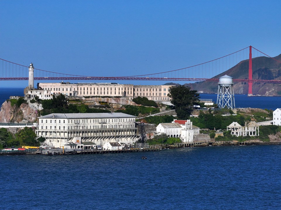 Trump yeniden açıyor: Alcatraz hapishanesinden kaçış imkansız mı? – Son Dakika Dünya Haberleri
