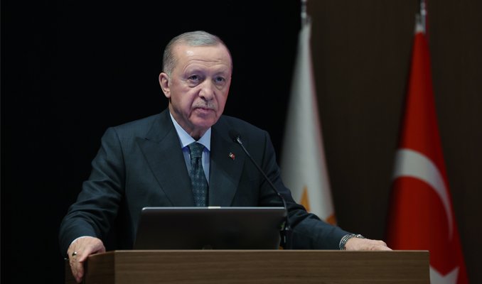 Türkeş’in milletvekili kızına kabir ziyaretinde saldırı haberi