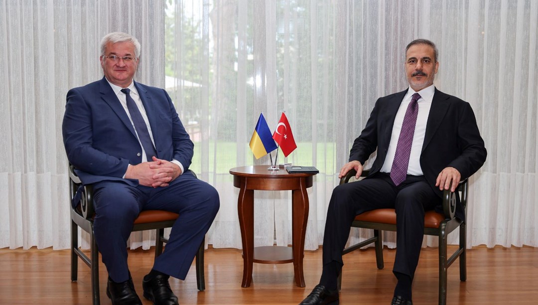 Ukrayna Dışişleri Bakanı Türkiye’de: “Putin, Zelenski’yle görüşmekten kaçınmamalı” – Son Dakika Dünya Haberleri