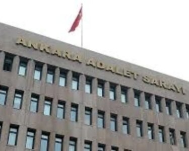 Yargıtay, FETÖ Çatı davasındaki kararı usulden bozdu
