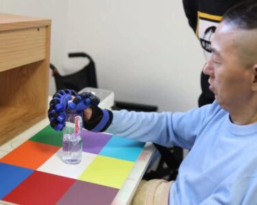 Çin, beyin implantı yarışına katılıyor!