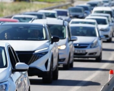 İstanbul'dan bayram göçü! Trafik yoğunluğu oluştu