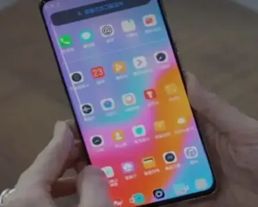 Kuzey Kore'de kullanılan akıllı telefon ele geçirildi!