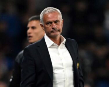 Mourinho ayrılığa izin vermedi