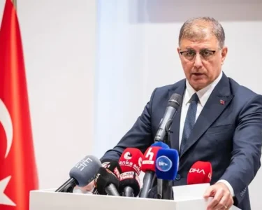 Tugay itiraf etti: “Sendika geri adım atmazsa 1030 işçi işten çıkarılacak”