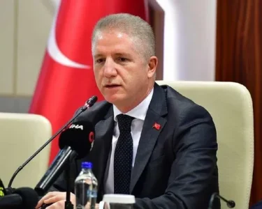 Vali Gül, suç teşhiri ve linç girişimlerine karşı uyarılarda bulundu: “Devlet sosyal medyadan yönetilmez”