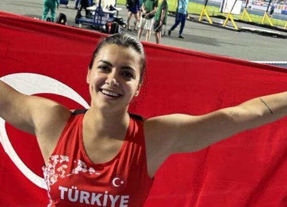 Milli Atlet Esra Türkmen, altın madalya kazandı - Son Dakika Spor Haberleri