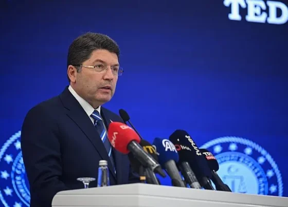 Son dakika | Adalet Bakanı Yılmaz Tunç'tan 'Terörsüz Türkiye Komisyonu' mesajı: Çıkacak kararlar önem arz ediyor!