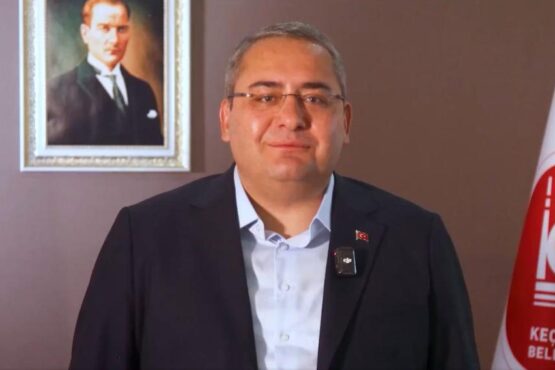 Ankara kulisleri Mesut Özarslan ın AK Parti ye geçeceği iddiasını konuşurken duyurdu: