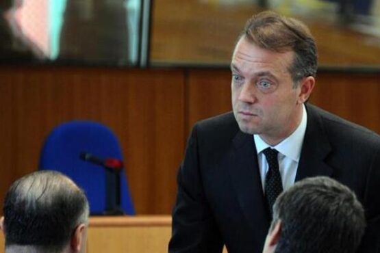 Cem Uzan'ın Paris'teki gizli kasasına TMSF el koydu