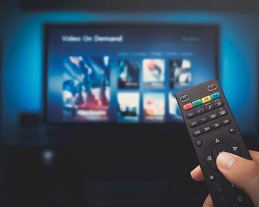 İngiltere'nin RTÜK'ü Ofcom, Netflix ve Amazon gibi dijital platformları denetleyip ceza kesecek