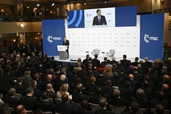 Tansiyon yükseldi! Münih'te Gazze kavgası