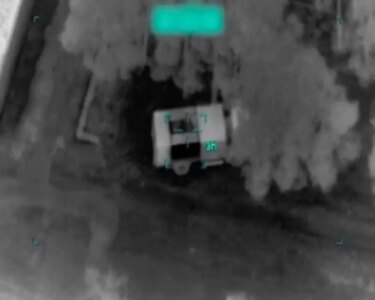 ABD, İran’ın füze rampalarını vurdu!