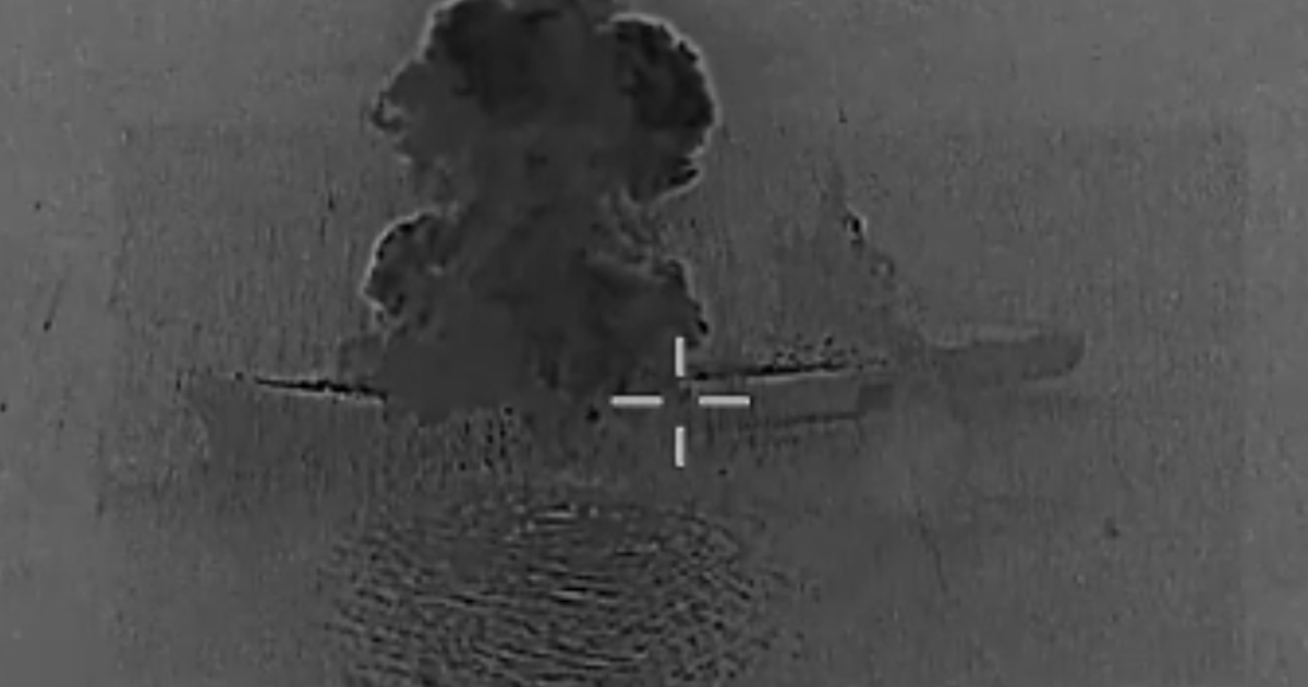 ABD ordusu, İran’ın İHA gemisini vurdu