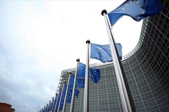 Avrupa Birliği Rus petrolü yasağını erteledi