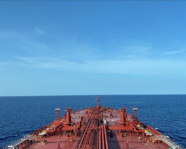 Hürmüz Boğazı kitlendi! Rota Ümit Burnu'na çevrildi