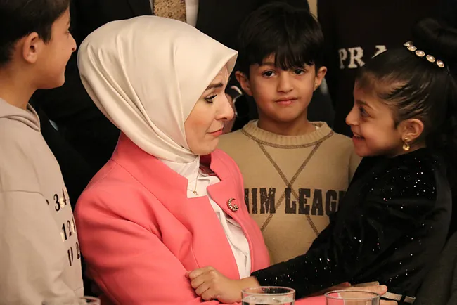 Bakan Göktaş: “Yetimlerimizin yanında devlet vardır, biz varız”