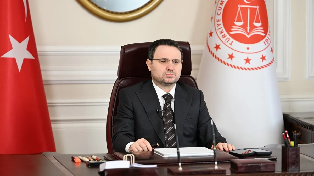 Bakan Gürlek: “Korku ve güvensizlik oluşturmayı amaçlayan dezenformasyonlara karşı hukuki işlemler titizlikle sürüyor”