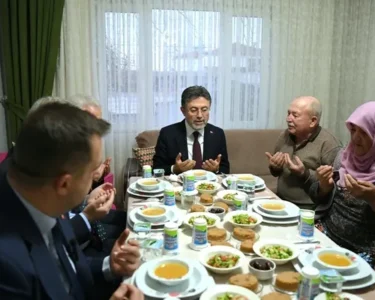 Bakan Yumaklı: “Soframızdaki bereket ve umudumuz birdir”